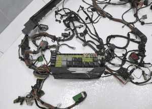 LAND ROVER DISCOVER L319 WIĄZKA INSTALACJA GRODZI 6