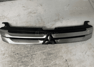 Atrapa przednia grill emblemat mitsubishi outlander iii 12-15 7450A959 4