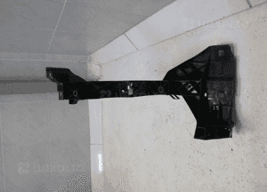 Audi Q7 4M lift mocowanie lampy wspornik ślizg prawy przód 9