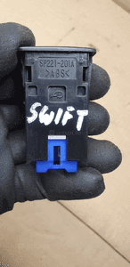 Włącznik przełącznik TCSS OFF Suzuki Swift IV SP221-201A 5
