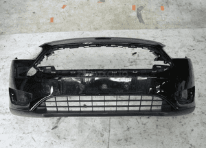 Ford focus MK3 lift cały zderzak przedni ze wzmocnieniem 1