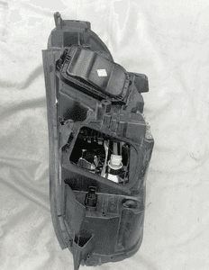 Lampa prawa prawy przód Opel Zafira D Expert Jumpy 9832836480 6