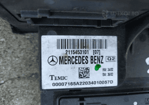 MERCEDES E 211 / CLS 219 Moduł SAM przód  przedni  Skrzynka bsi komfortu 8