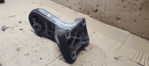 Łapa poduszka silnika Opel Movano III 113757025R 4