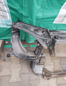 Mercedes ml W164 pas przedni wzmocnienie 2