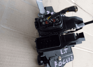 Ford Focus MK2 zamek drzwi tyl prawy lewy 2
