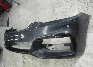 Bmw 5 G30 m idealny zderzak przedni 3