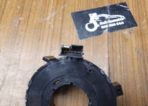 Tasma Czujnik 1J0959653B Zwijak Kierownicy Airbag Audi A3 8L A4 B5 VW Golf IV 4 Skoda Seat 2