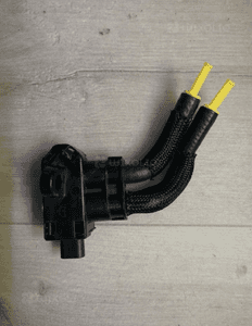 Volkswagen OE 8W0131552M 2