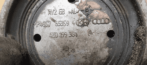 Łapa poduszka silnika Audi A8 D3 4.2 TDI 4E0199381 5