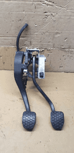 Pedał sprzęgła hamulca BMW 3 E91 6761310 678711 1