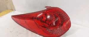 .  TYL TYLNA LAMPA LEWA PEUGEOT 207 SW KOMBI 2