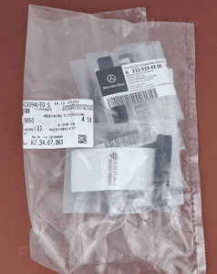 Mercedes-Benz W223 Osłona szyny siedzenia Zestaw 4 szt. A2239194200 3