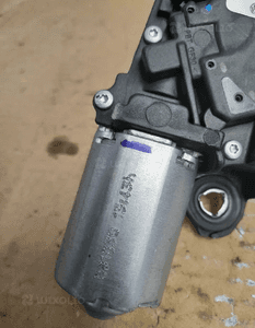 SILNICZEK WYCIERACZKI TYŁ VW FOX nr 5Z6955711 3