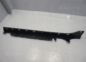 Bmw M1 F40 m pakiet listwa nakładka progowa prawa 4