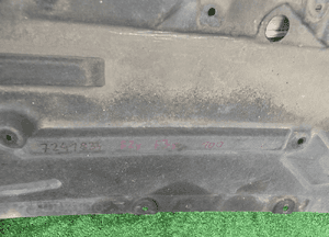 Podłoga pod silnik bmw 3 F30 4 F32 7241833 2