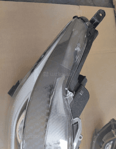 Lampa przód przednia full led prawa lewa toyota yaris iv 4 24R uk 5