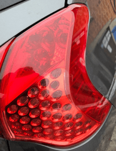 Peugeot 3008 lampa tył tylna prawa lewa 2