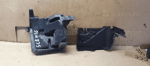 Obudowa skrzynka bezpieczników Renault Scenic II 8200356340 8200356337 4