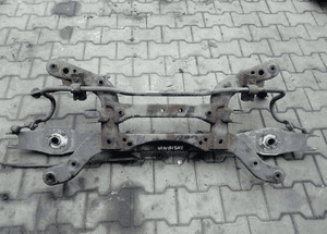 Opel Insignia wozek belka zawieszenia tyl kombi 1