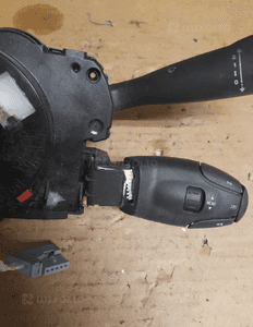 PRZEŁĄCZNIK ZESPOLONY PAJĄK PEUGEOT / CITROEN nr 96640635XT 2