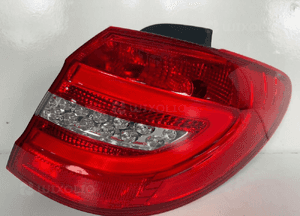 Lampa tyl tylna prawa mercedes b-klasa W246 led A2468200664 europa cala 1