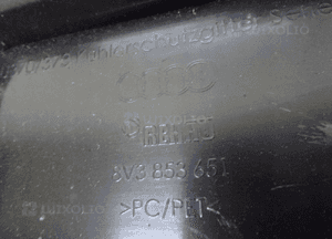 Audi A3 8V3 grill atrapa chłodnicy 8V3853651 12