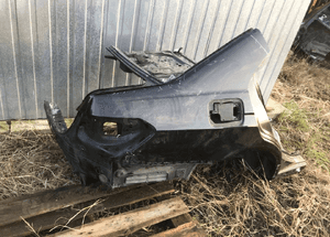 MERCEDES e 212  ćwiartka podłużnica Błotnik 1