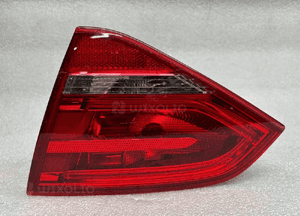 Lampa prawy tyl w klape audi A3 8P lift cabrio org 1