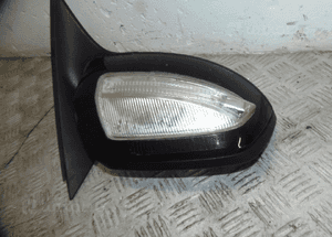 Lusterko prawe  mercedes W204 k.l C040 7PIN 5