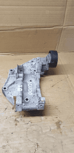 Podstawa łapa alternatora Fiat Scudo 2.0 HDI 9682367380 2