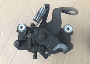 Zacisk lewy tył Mitsubishi Asx 4