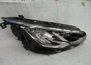 Vw golf viii 8 cała led lampa przednia prawa przód 2
