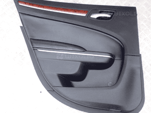 Boczki drzwi chrysler 300C  komplet 5