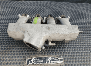 Kolektor Ssacy 06B133223Q Dolotowy Czujnik Temperatury Powietrza 1.8 T Audi A4 B6 VW 4