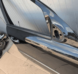 MERCEDES  ml gl 164 drzwi przednie c 197 prawe   lewe listwa 3