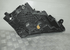 Lampa przednia lewa skoda superb iii bi-xenon skrętna 2015- 9