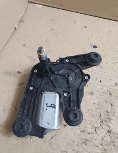 PEUGEOT 5008 I 12r silniczek wycieraczki tył 9680477480 53031812 1