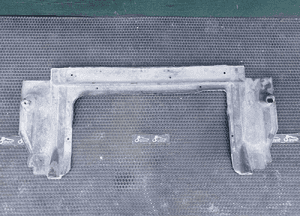 Osłona 4B0825215B Pampers Dolna Belki Zawieszenia Tyl Tylna Audi A6 C5 14