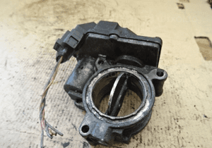 Przepustnica audi A4 A6 057126063D 3