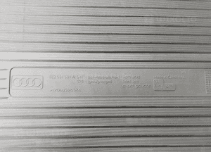 Dywaniki gumowe Audi A4 8E2061501A przód RL 8