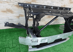 Pas przedni wzmocnie bmw X5 G05 lci 3