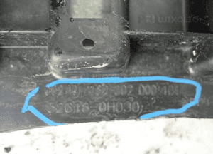 Volvo XC40 dolna osłona podłoga płyta 3
