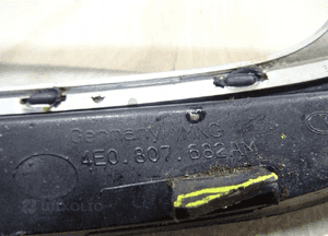 KRATKA ZDERZAKA PRAWA AUDI A8 D3 II FL 4E0807682AM 10