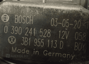 SUPERB I SILNICZEK WYCIERACZEK PRZÓD 3B1955113D RADOM 3