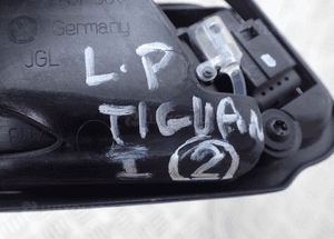 Klamka wewnetrzna vw tiguan 5N0837197 lewy przod radom 2