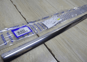 Volvo V70 XC70 listwa prawa chrom szyby karoserii 31299712 3