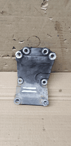 Łapa silnika wzmocnienie mocowanie Ford Focus MK1 1.8 TDCI 98FF-19D624-AD 1