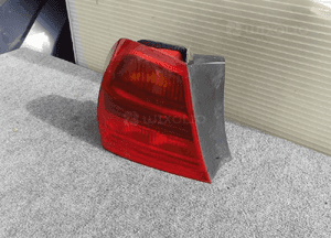 BMW E90 SEDAN LAMPA TYLNA TYŁ LEWA ORYGINAŁ WYSYŁKA! 2