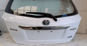 TOYOTA YARIS III hybryda 2011-2019 klapa bagażnika tylna 2